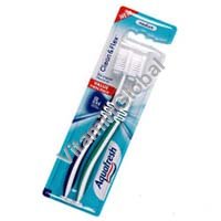 Clean & Flex Medium Toothbrush 1+1 - Aquafresh - Click Image to Close